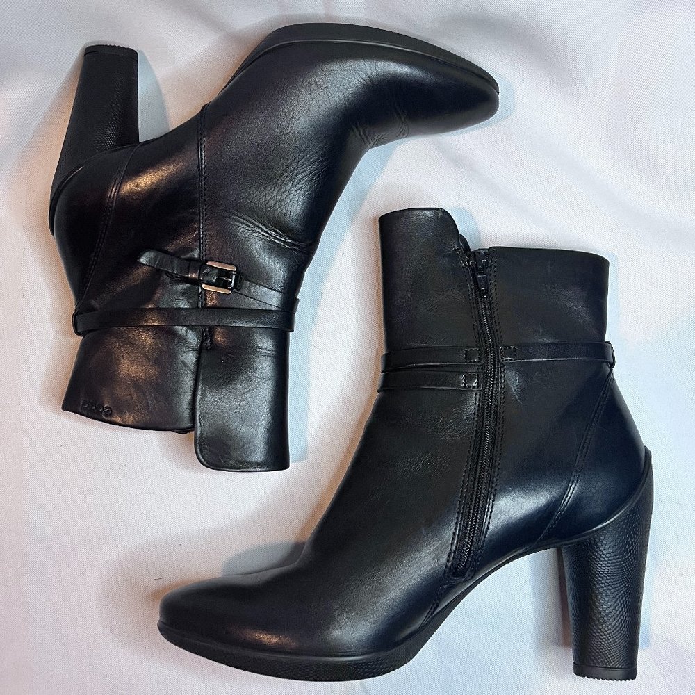 Ecco Sculptured 75 Women Ankle Boots